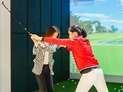 外来媳妇本地“馆”丨刘硕回归佛山开创三水首家室内高尔夫球馆